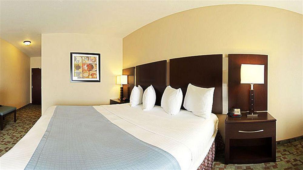 Best Western Plus Eastgate Inn & Suites Уичита Экстерьер фото